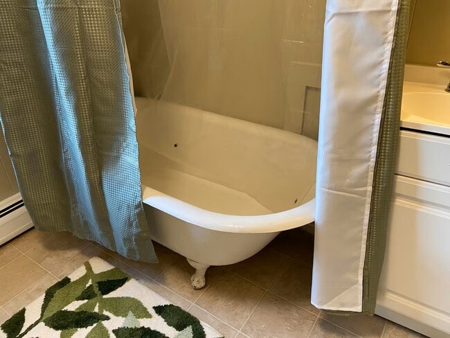 Photo - 36 Walnut St Unit Furnished 1 Bedroom