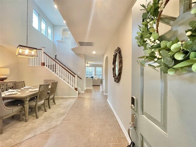 Photo - 46 Flickering Sun Ct