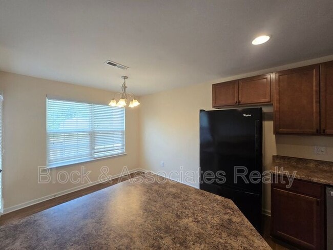 Photo - 545 Song Sparrow Ln
