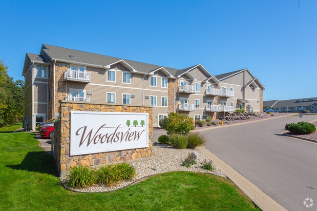 Woodsview Apartments