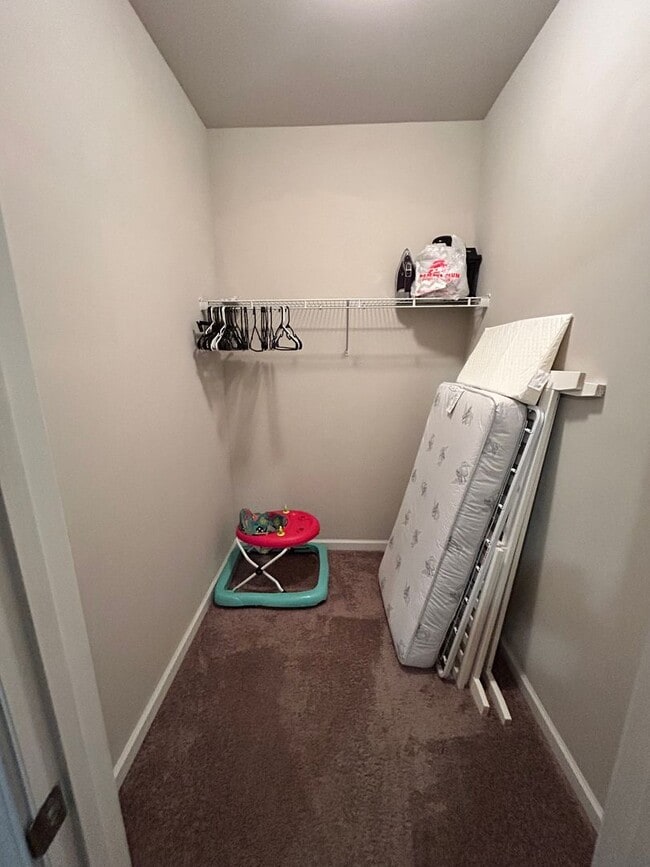 Photo - Fully Furnished Suite for Rent in Seven Hi... Unit 3-38 #1 - 3-38 #1