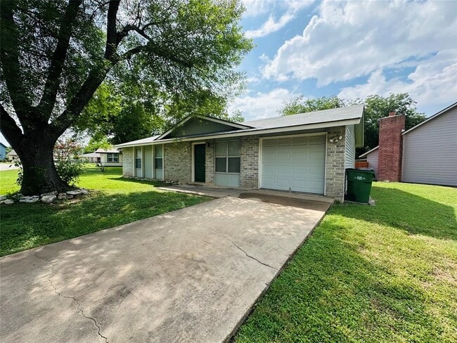 Photo - 1602 Sagebrush Dr