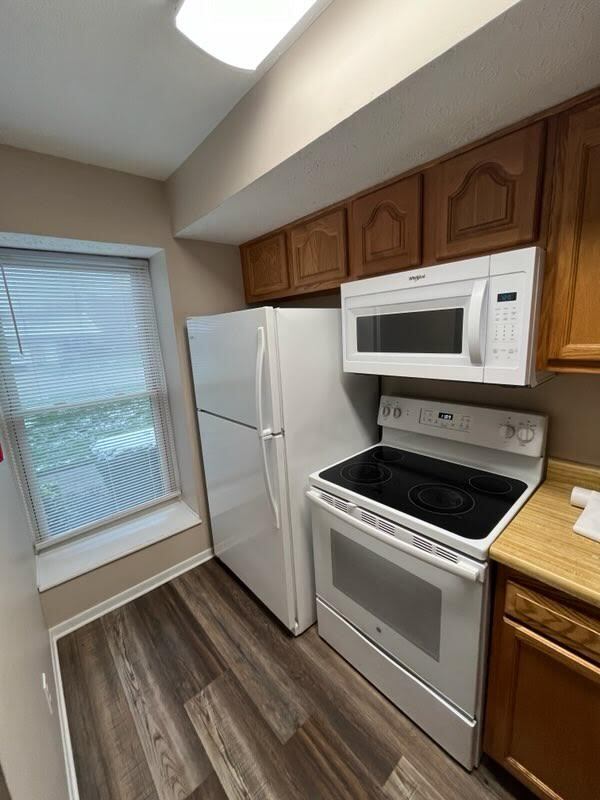 Photo - 1871 N Lakeman Dr