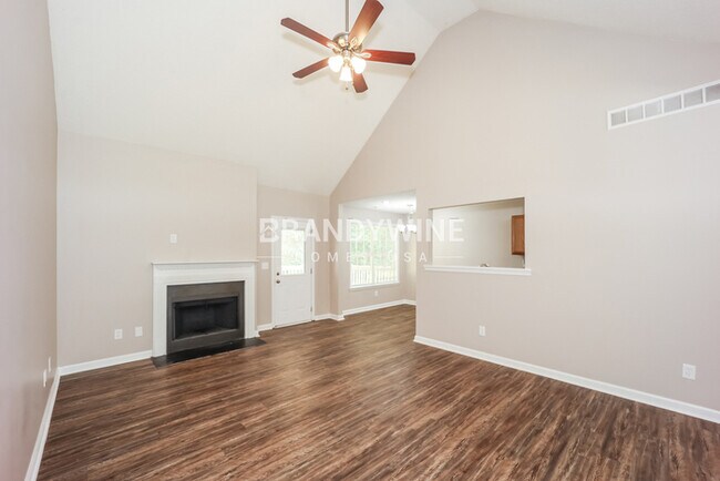 Photo - 2040 Club Bay Dr