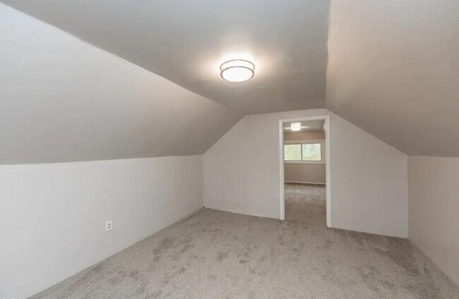 Photo - 3318 W 94th St Unit 3318 W 94th - up