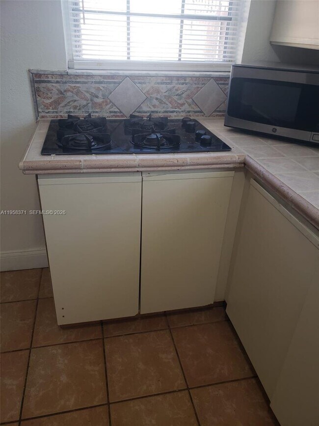 Photo - 4610 SW 116th Ave