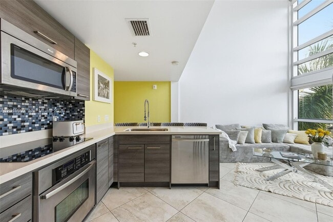 421 Meridian Ave Unit 16