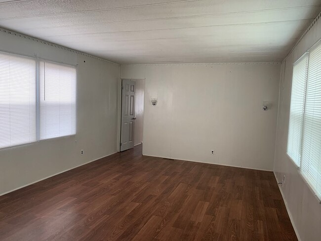 Photo - 3544-B W 15th St