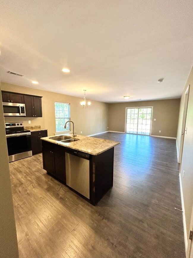 Photo - 120 Dogwood Ln