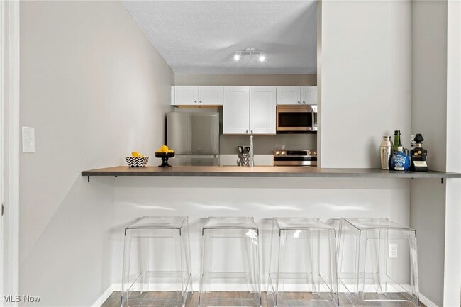 Photo - 10532 Clifton Blvd Unidad 107