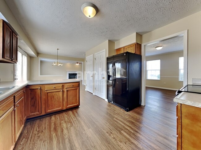 Photo - 7011 Medford Ct