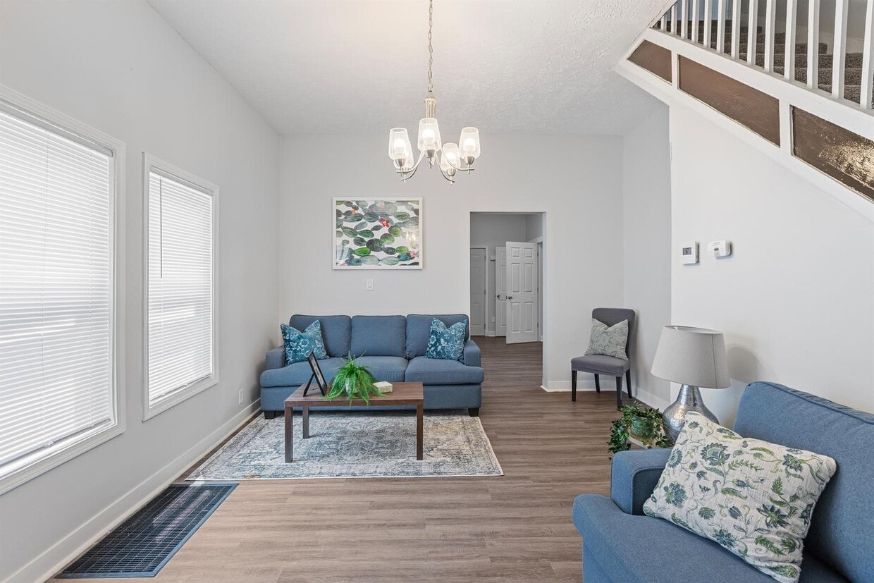 Photo - 1043 N Holmes Ave