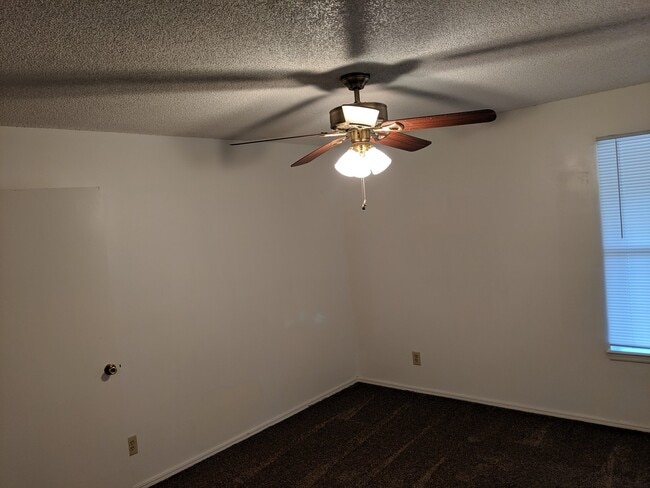Photo - Chestnut Apartments