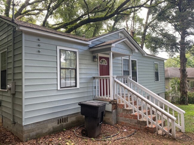 Building Photo - 1501 Proctor St