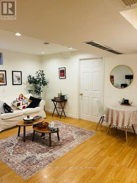 Photo - 5335 Flatford Rd