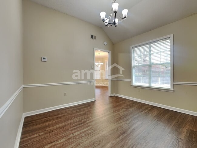 Photo - 6556 Brickmont Rd