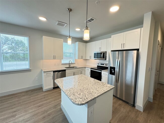 Building Photo - 29600 Ronald Reagan Blvd Unit B4.6307