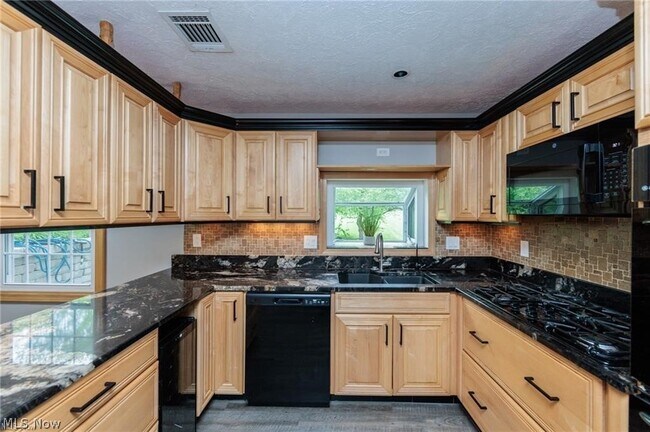 Photo - 7981 Mulberry Rd