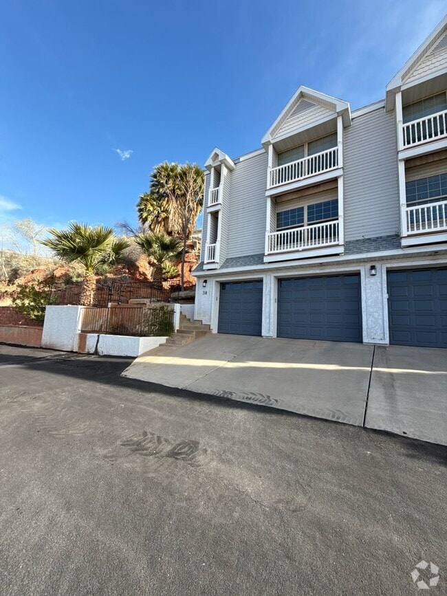 Building Photo - 38 W 250 N Rental