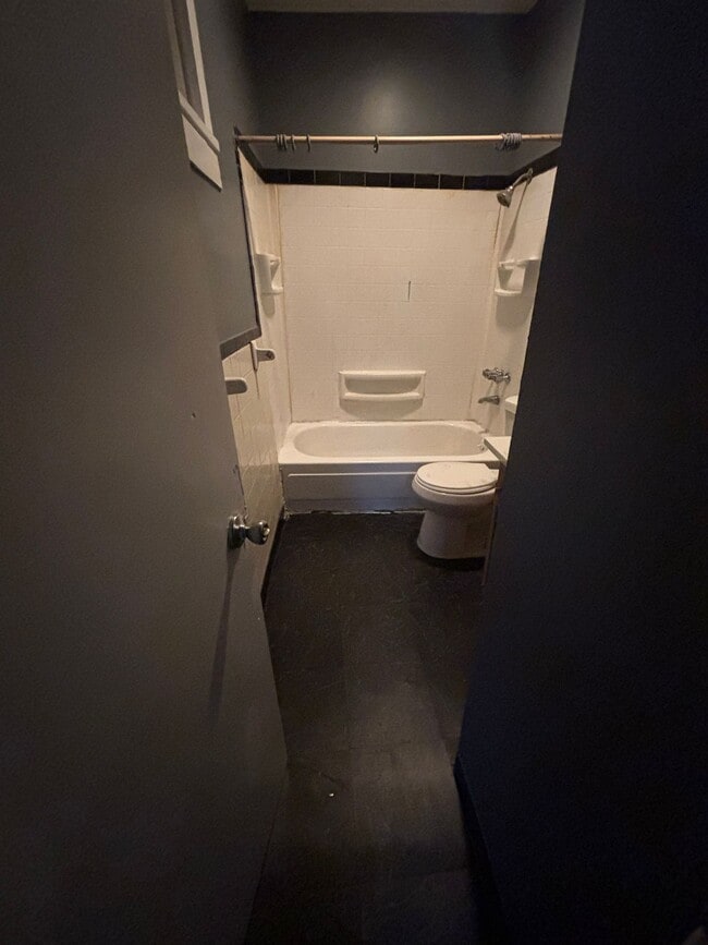 Photo - 3206 W 71st St