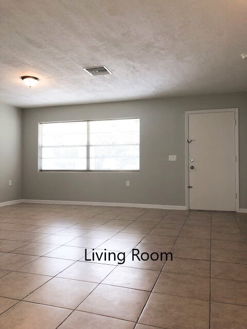 Photo - 25 N Melbourne St