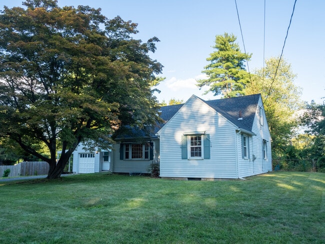 Front - 225 Cooper St Rental