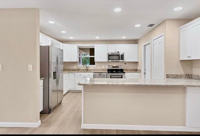 Photo - 76 Caddy Rd