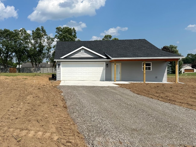 Photo - 4733 Basin St