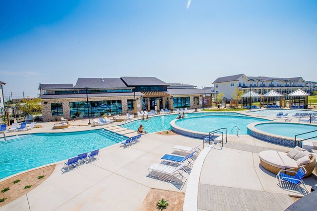 1036170907_WILU_B_B63Y0013 - Wildwood Lubbock