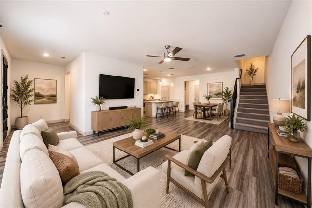 Photo - 8584 Dynasty Ln