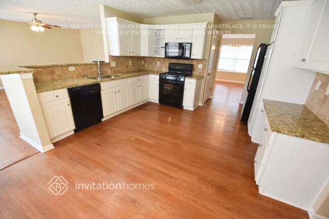 975 Shannon Rd SE