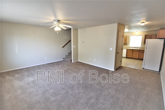 Photo - 1059 E Iowa Ave