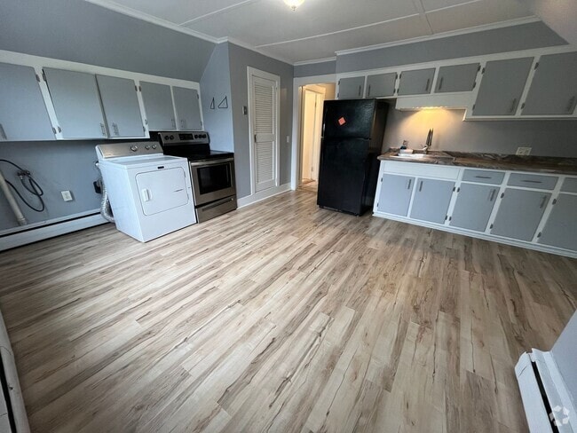 Building Photo - 1 Preston St Unit 2 Rental