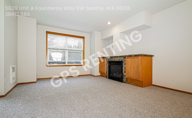 Photo - 5629 Fauntleroy Wy SW