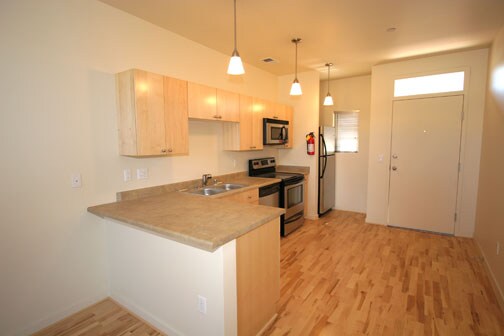 Photo - 319 Belvedere Ave SW