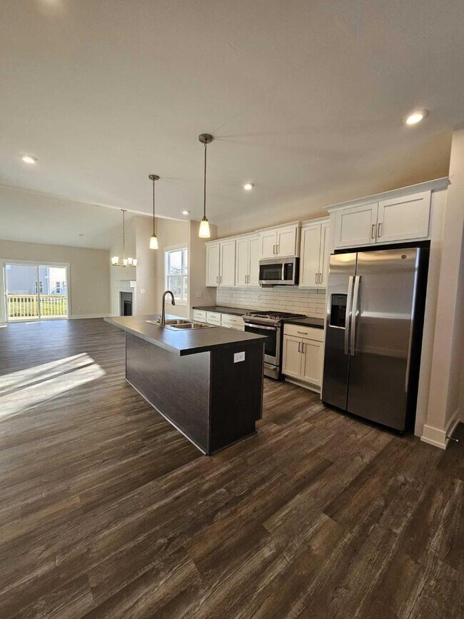 Photo - 4164-4166 Del Mar Dr SW Apartment