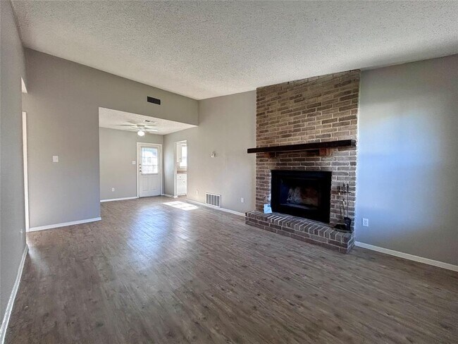 Photo - 10409 Golden Meadow Dr