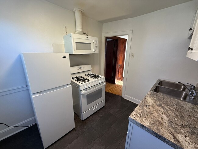 Photo - 1237 Albemarle St Unit 2