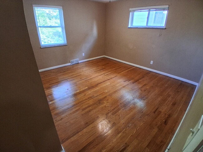 Photo - 556 Rosemont Ave Unit 2
