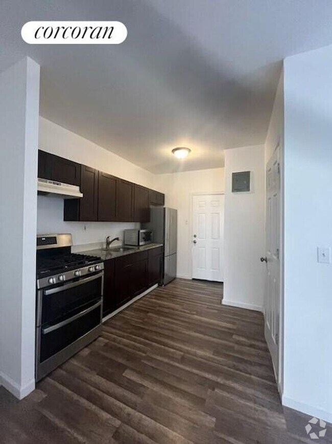 Building Photo - 580 Georgia Ave Rental