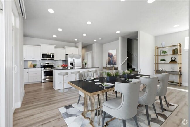 Building Photo - 5-bedroom, 3-bedroom single family home!