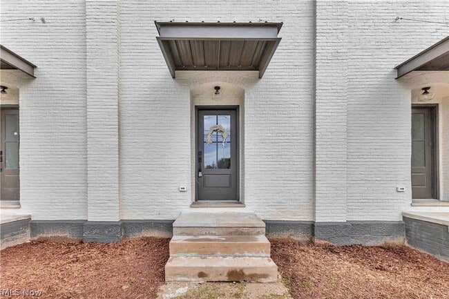 Photo - 2130 W 42nd St Unidad 2