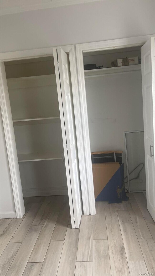 Photo - 86-31 77th St