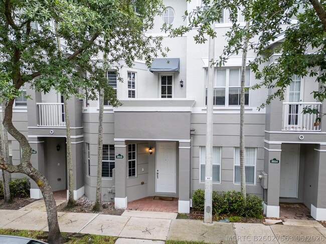 Building Photo - 3515 Shoma Dr Unit 3515