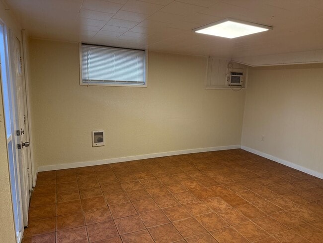 Photo - 902 S 29th Ave Unit 1