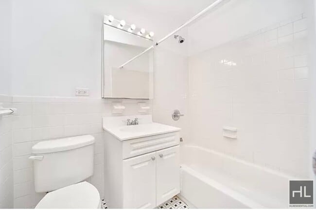 Photo - East 91st Street Unit 2G