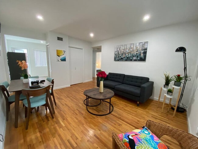 219 Antilla Ave Unit SI ID1056504P