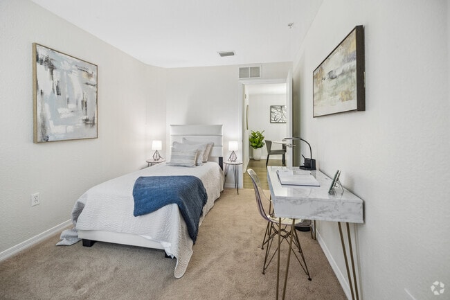 2BR, 2BA - 1,086SF - Bedroom