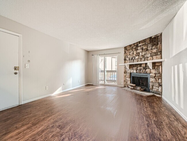 Photo - 2 Bed, 2 Bath Condo in Aurora!