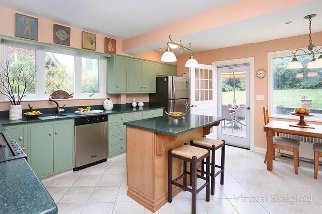 69 Undine Rd